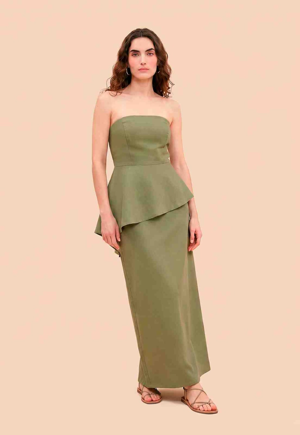 Vestido Longo Liso Peplum