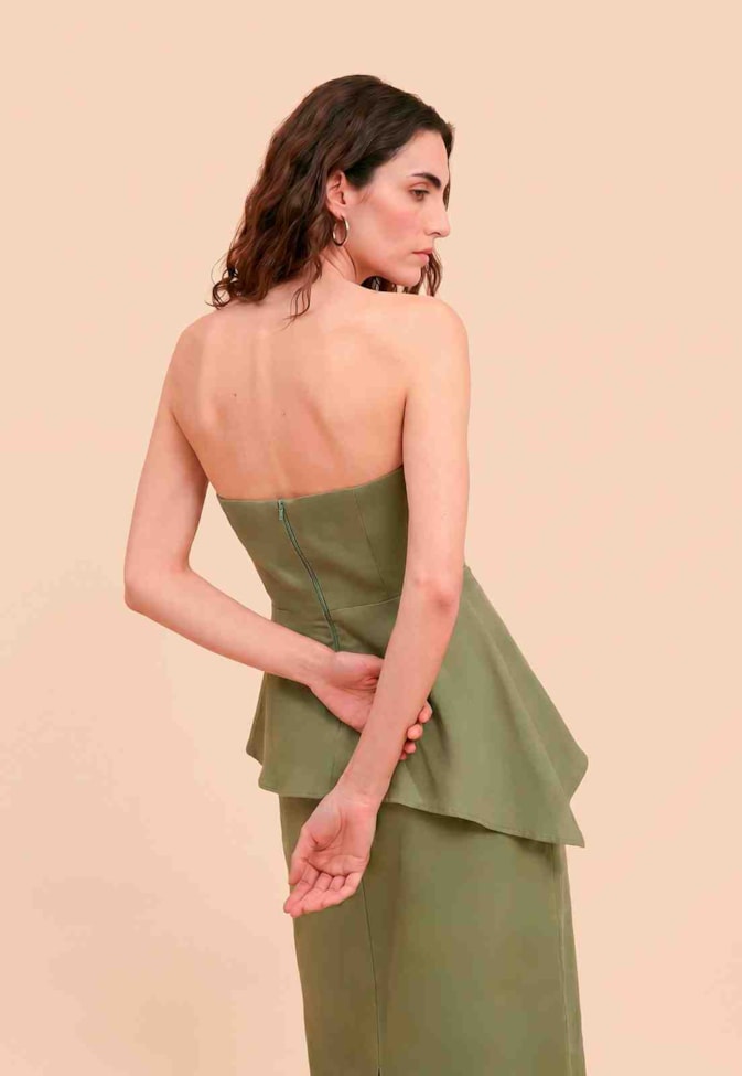 Vestido Longo Liso Peplum