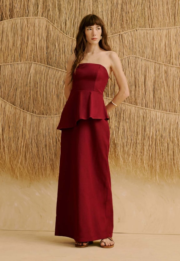 Vestido Longo Liso Peplum Vista Frontal