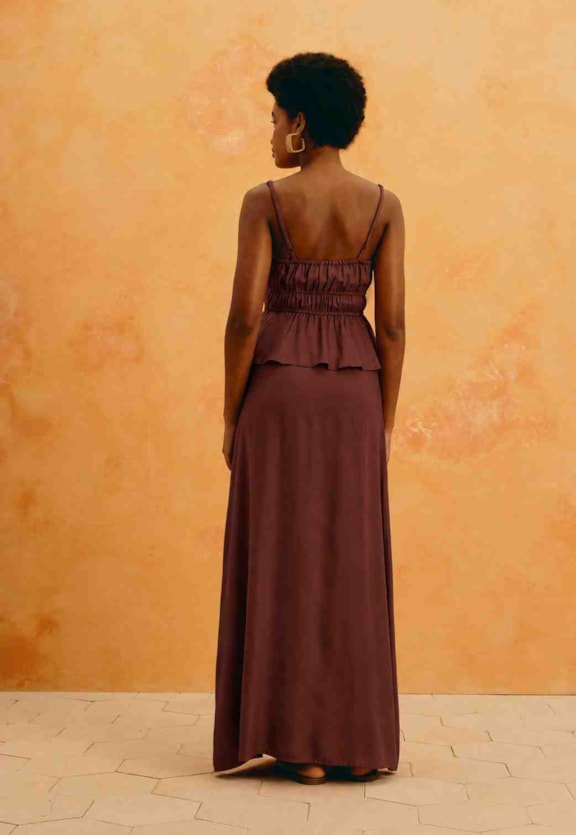Vestido Longo Liso Peplum Babados Vista Traseira