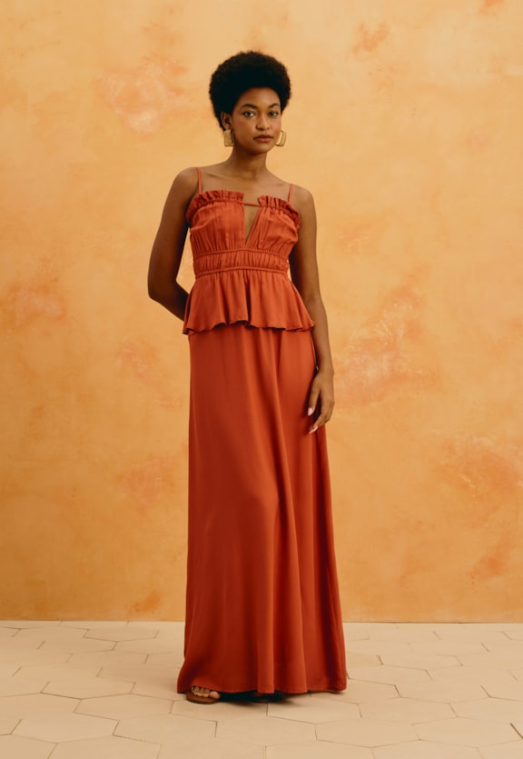 Vestido Longo Liso Peplum Babados Vista Frontal