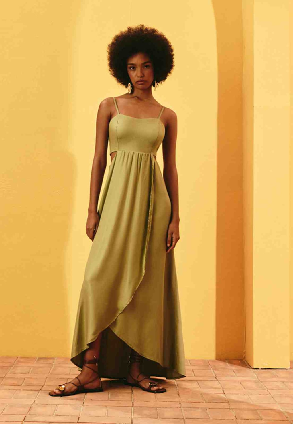 Vestido Longo Liso Transpasse Mullet 