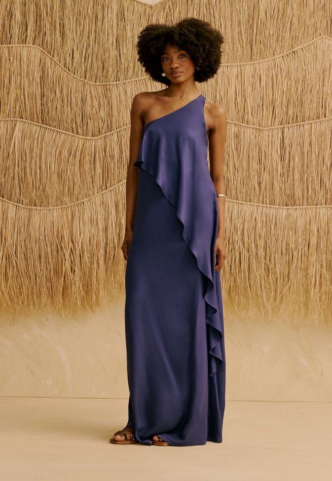 Vestido Longo Liso Um Ombro Só com Babado Cascata