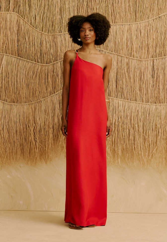 Vestido Longo Liso Um Ombro Só com Detalhe Alça Metal