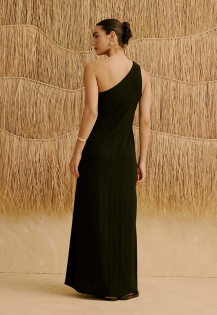 Vestido Longo Liso Um Ombro Só com Passador Vista Traseira