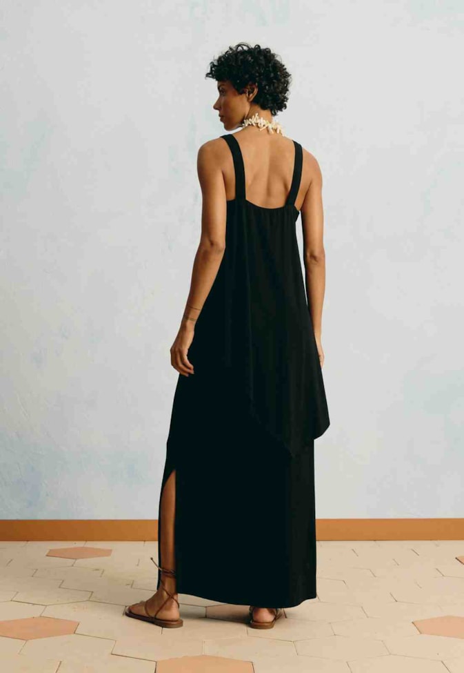 Vestido Longo Liso Veste Sobreposta