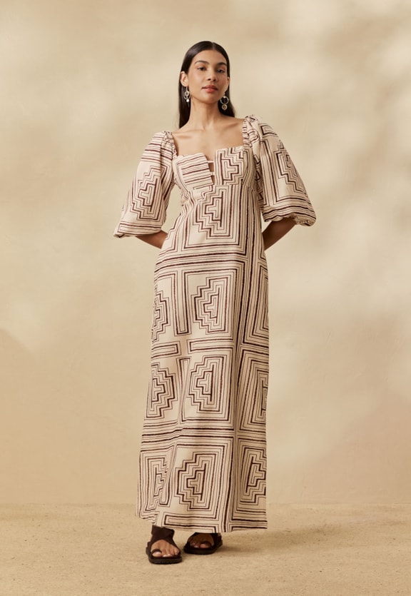 Vestido Longo Manga Bufante Estampado Quipu Vista Frontal