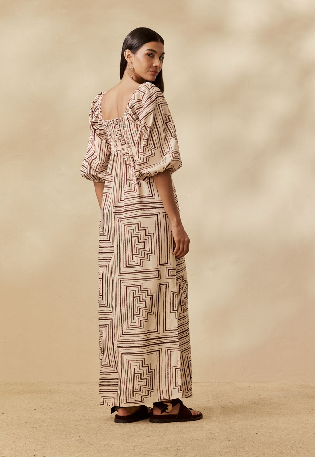 Vestido Longo Manga Bufante Estampado Quipu