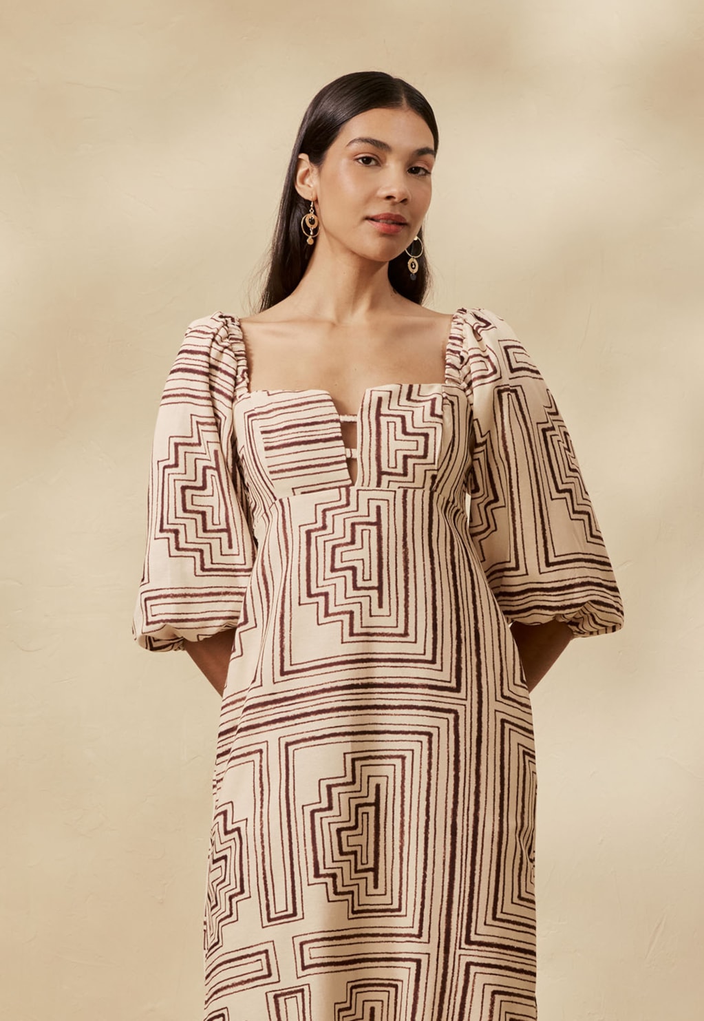 Vestido Longo Manga Bufante Estampado Quipu