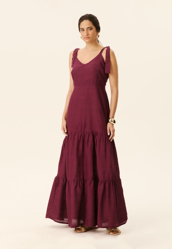 Vestido Longo Maria Amarração Ombro Vista Frontal
