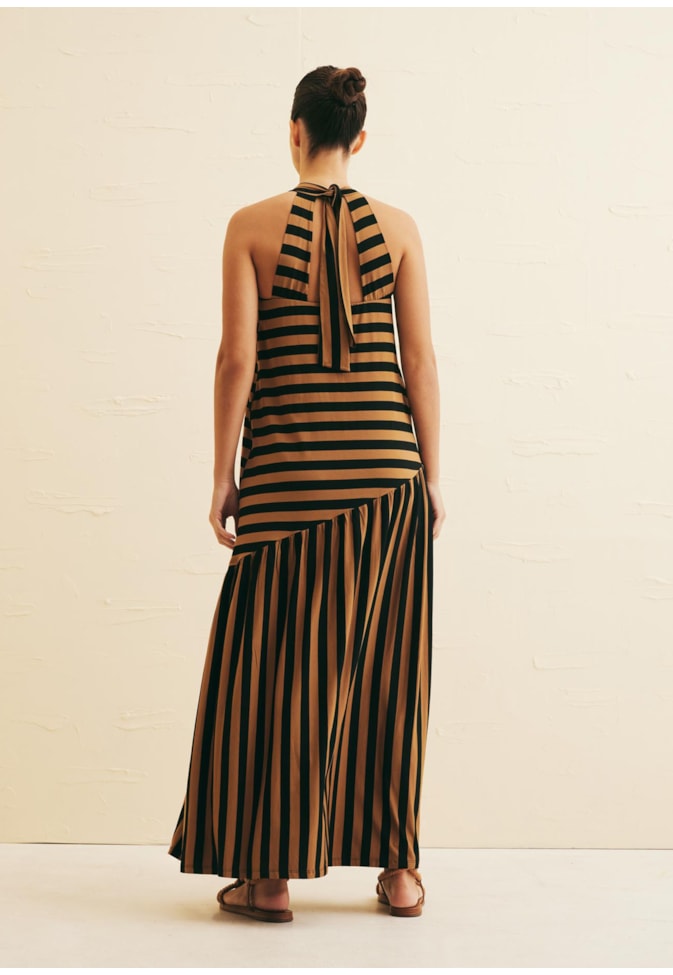 Vestido Longo Recorte Assimétrico