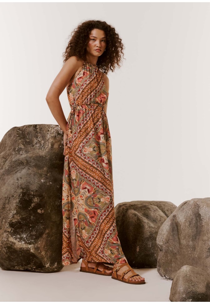 Vestido Longo Recorte Lateral Estampado Lenço Ipê