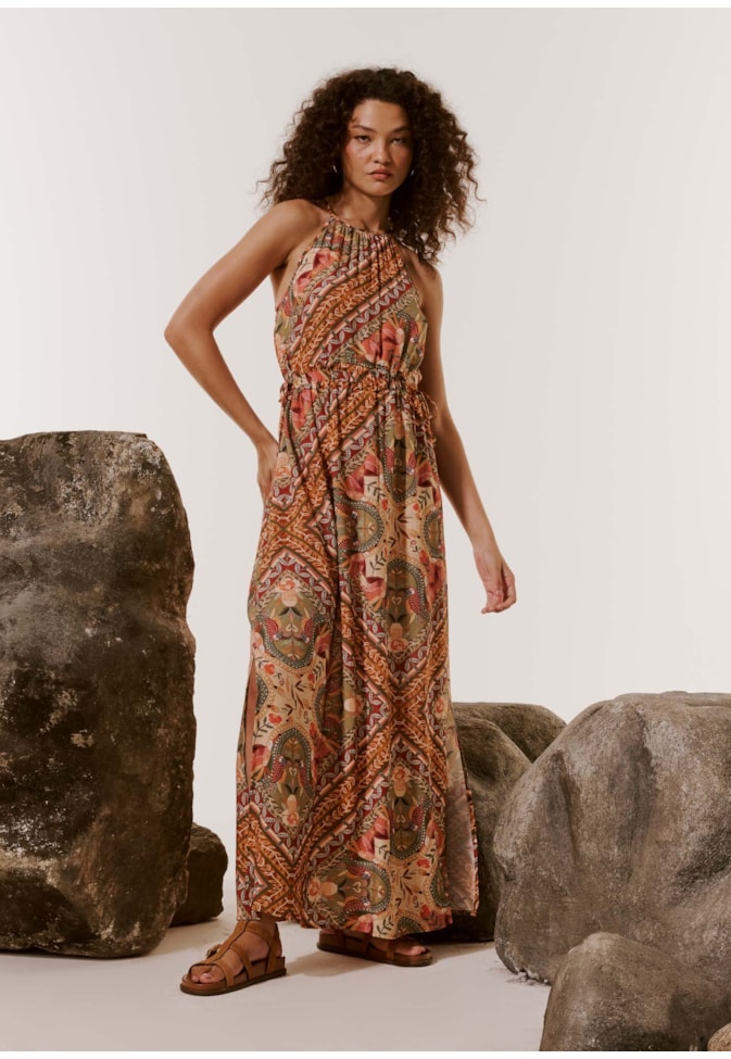 Vestido Longo Recorte Lateral Estampado Lenço Ipê