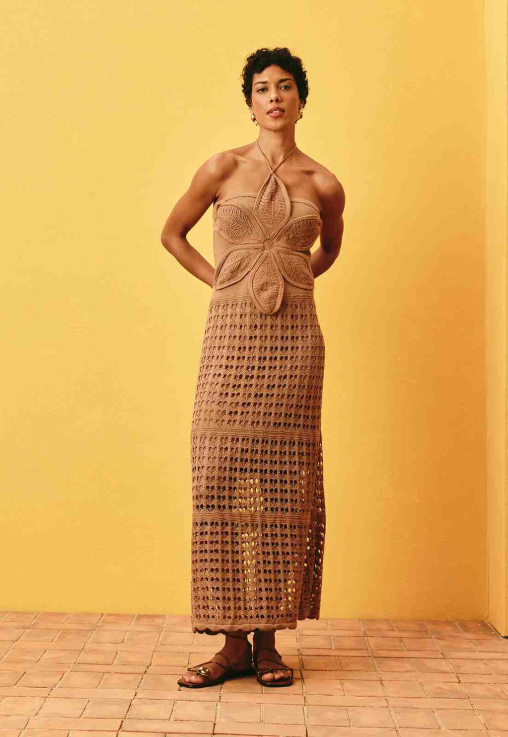 Vestido Longo Tricot Busto Flor