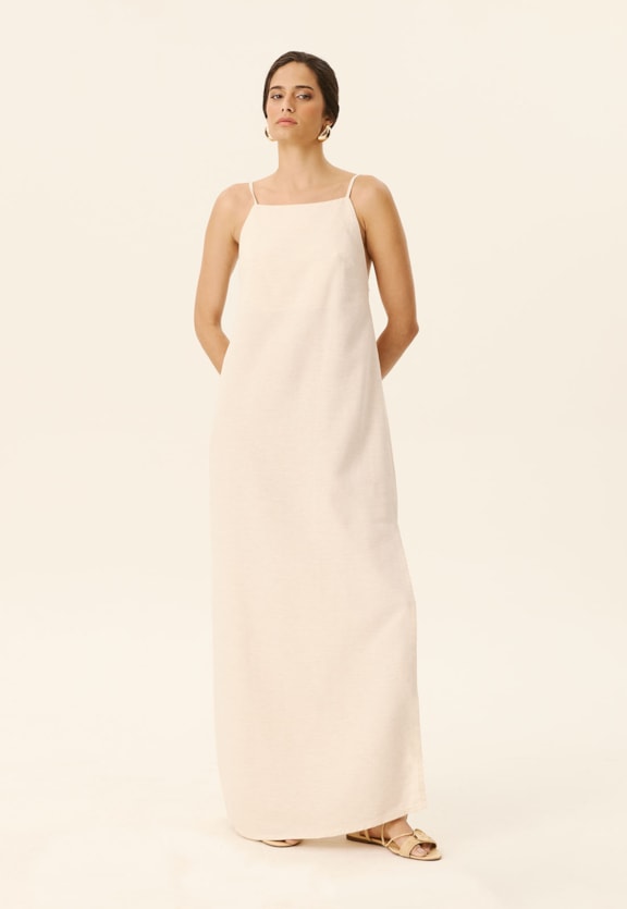 Vestido Max Midi Cavado Vista Traseira
