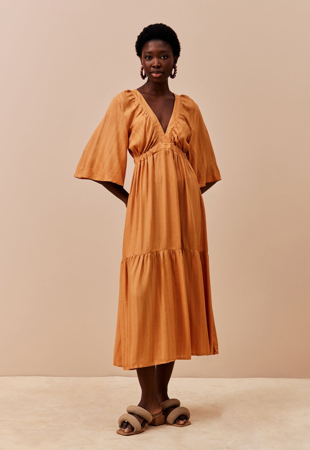 Vestido Maxi Midi Descote Profundo