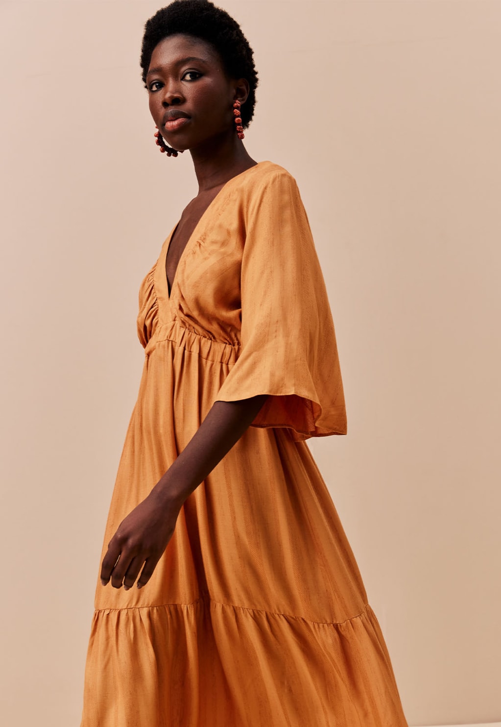 Vestido Maxi Midi Descote Profundo