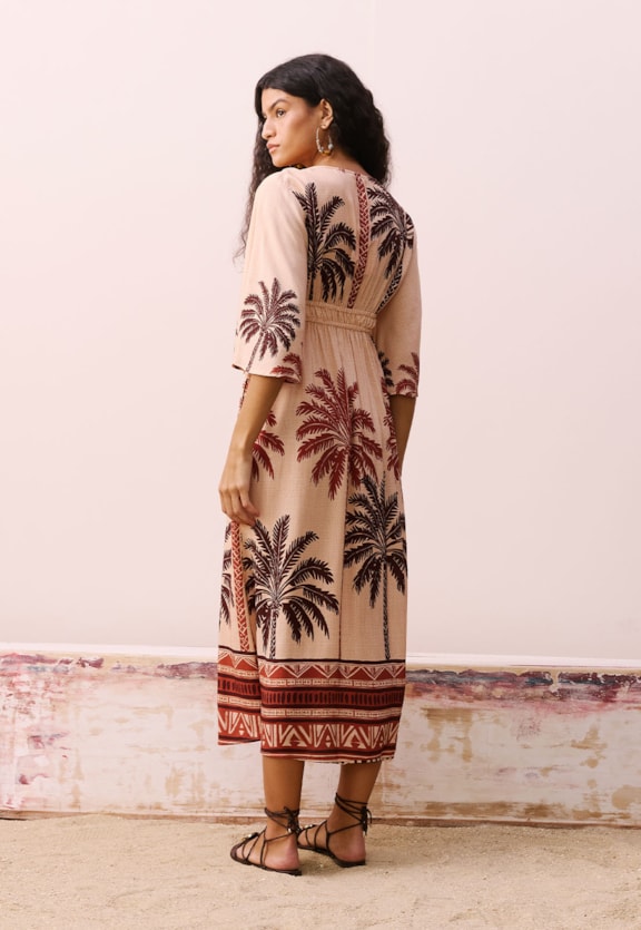 Vestido Maxi Midi Estampado Marajoara Vista Traseira