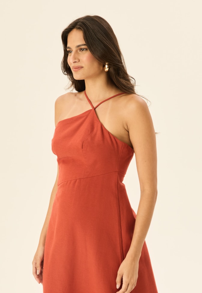 Vestido Midi Assimétrico