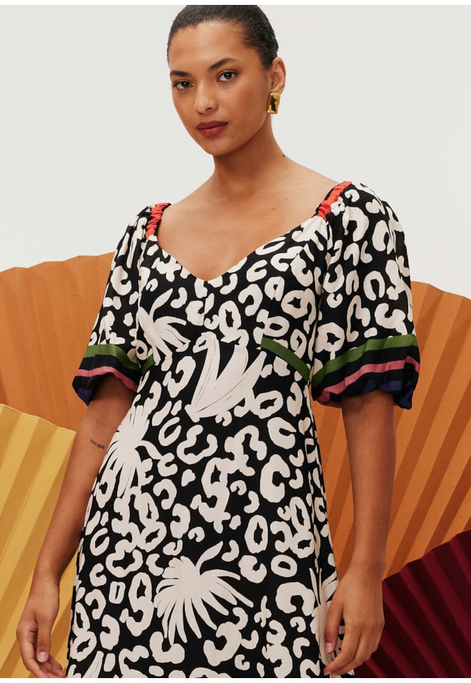 Vestido Midi Babado Barrado Estampado Maracatú