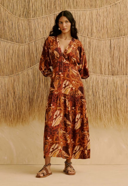 Vestido Midi Babados Estampado Borbo Boho Vista Frontal