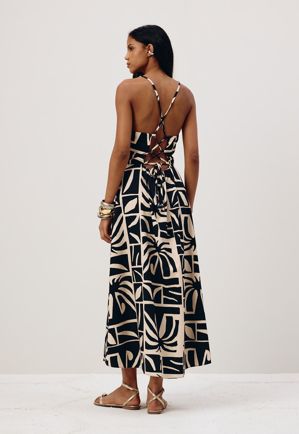 Vestido Midi Bolsos Estampado Reflexo