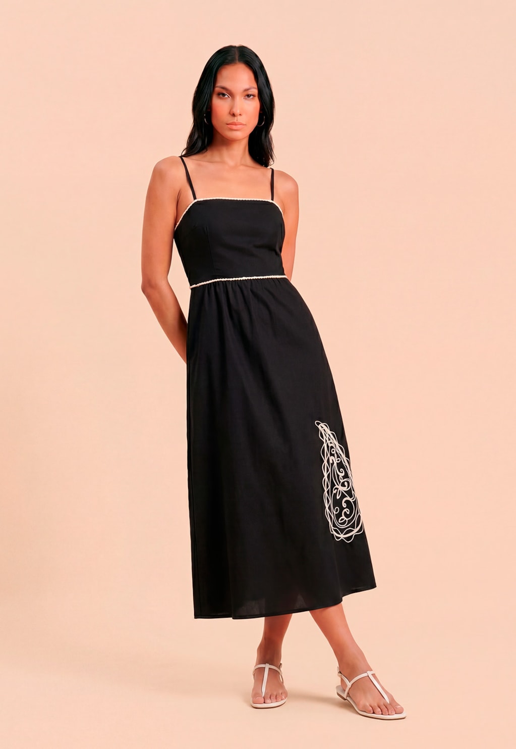 Vestido Midi Bordado Cashmere  