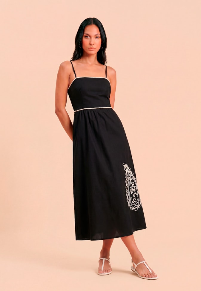Vestido Midi Bordado Cashmere  