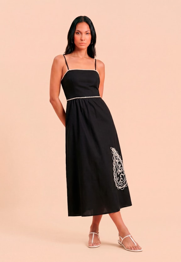 Vestido Midi Bordado Cashmere   Vista Frontal