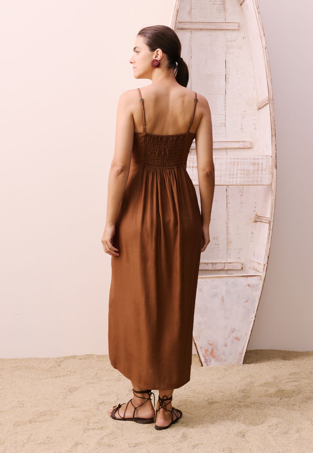 Vestido Midi Bordado Coqueiro