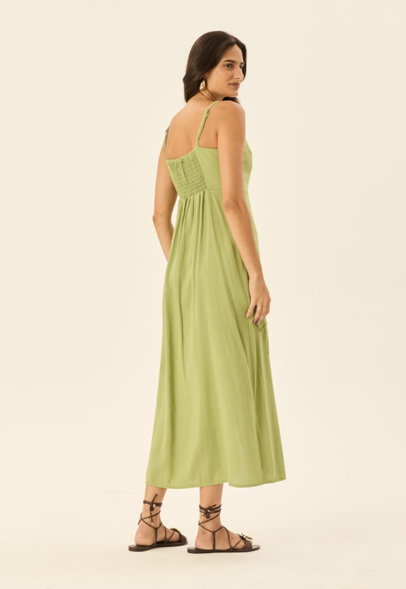 Vestido Midi Bordado Coqueiro Vista Traseira