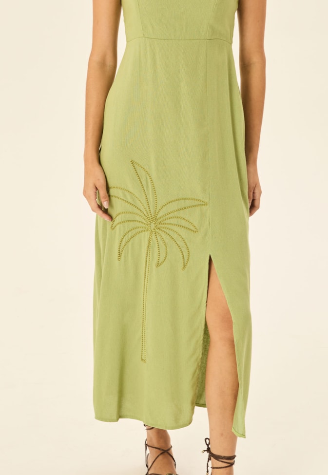 Vestido Midi Bordado Coqueiro