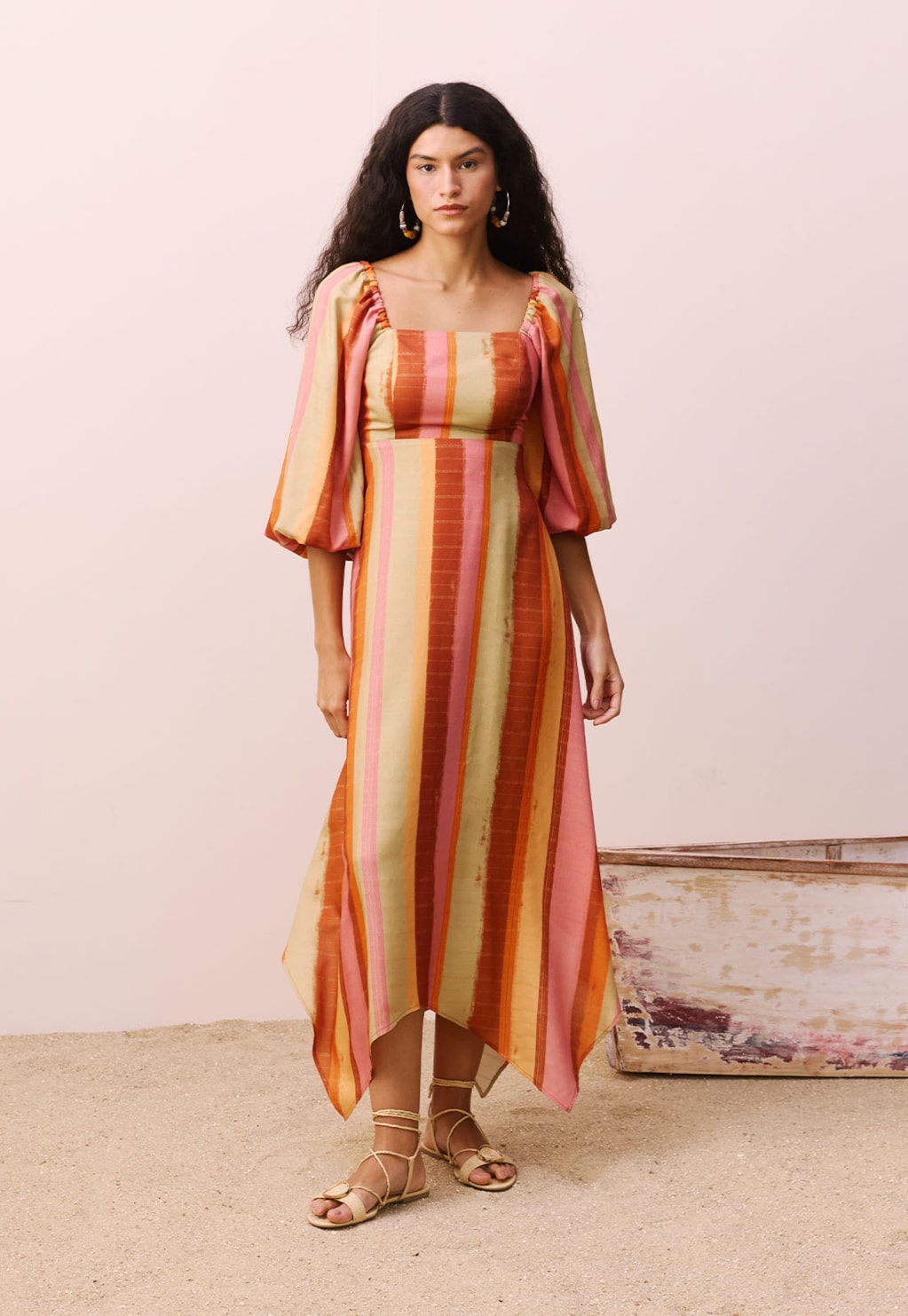 Vestido Midi Com Mangas Estampado Itaúba