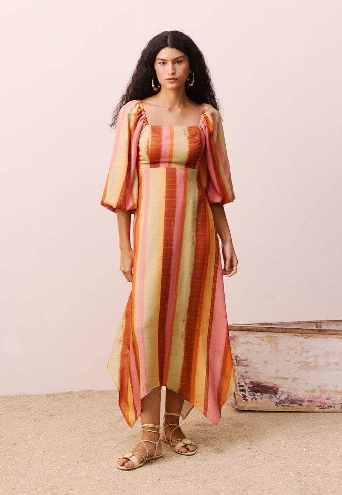 Vestido Midi Com Mangas Estampado Itaúba