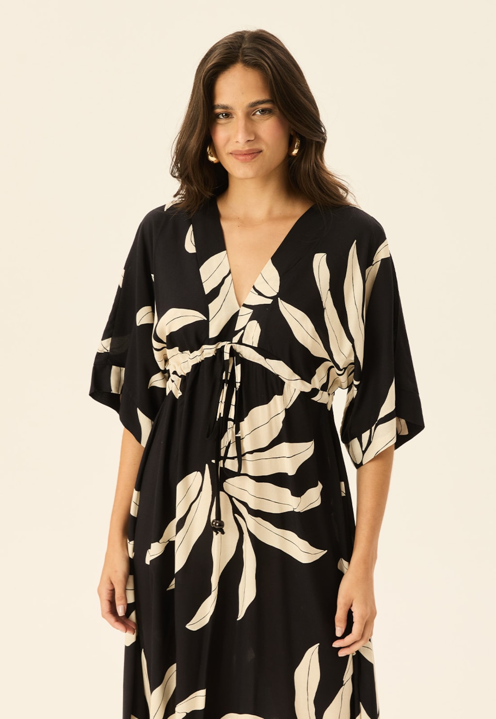 Vestido Midi com Pontas Estampado Tucumã