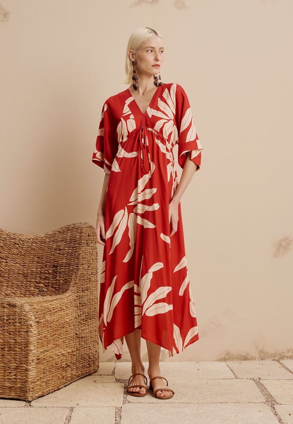 Vestido Midi com Pontas Estampado Tucumã