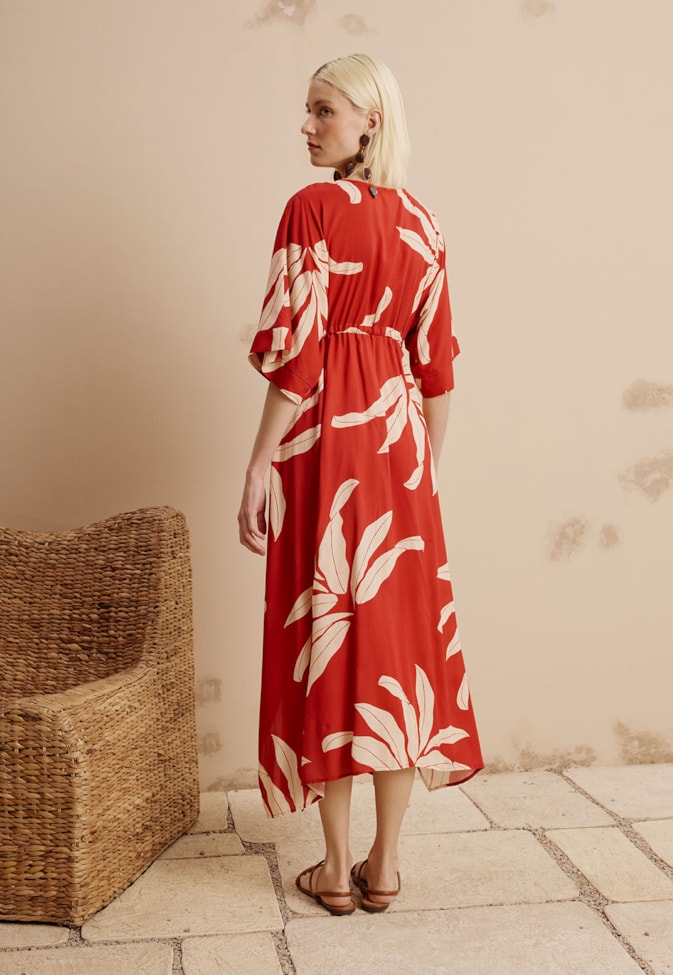 Vestido Midi com Pontas Estampado Tucumã