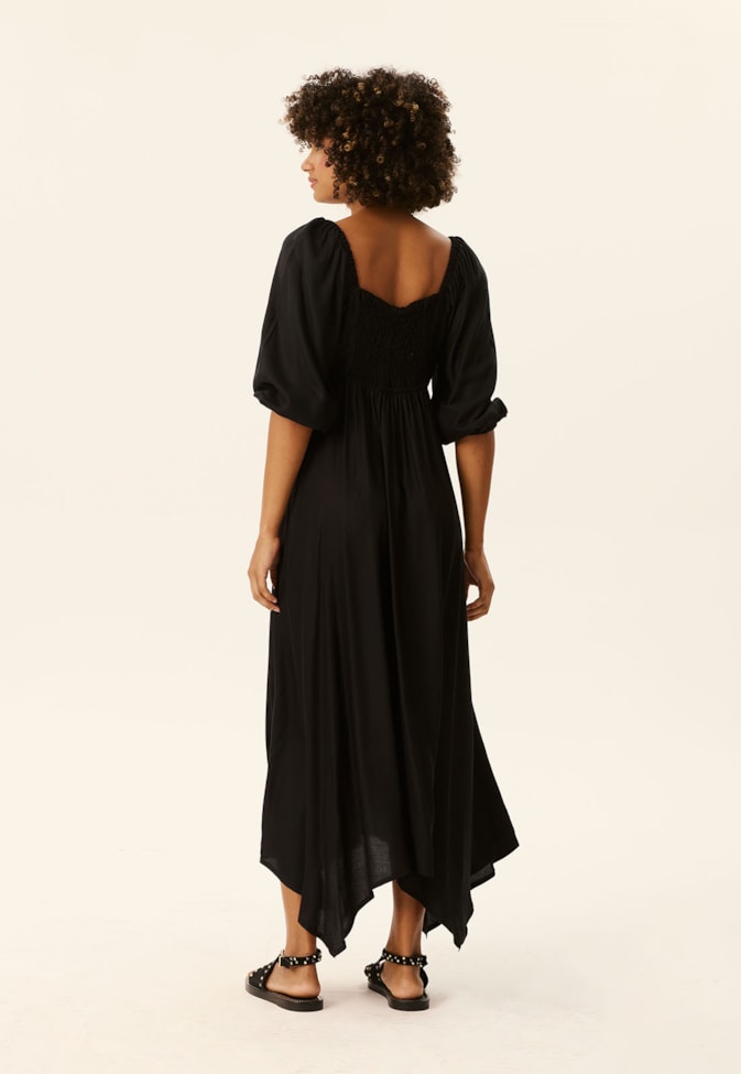 Vestido Midi com Pontas Manga Bufante