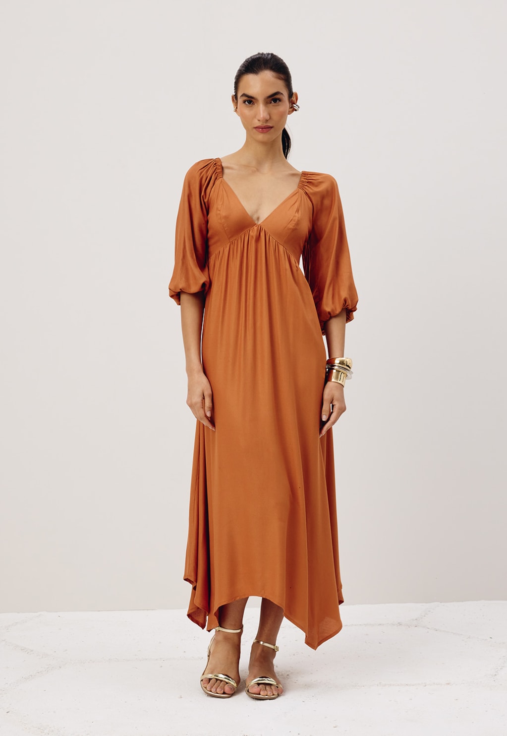 Vestido Midi com Pontas Manga Bufante