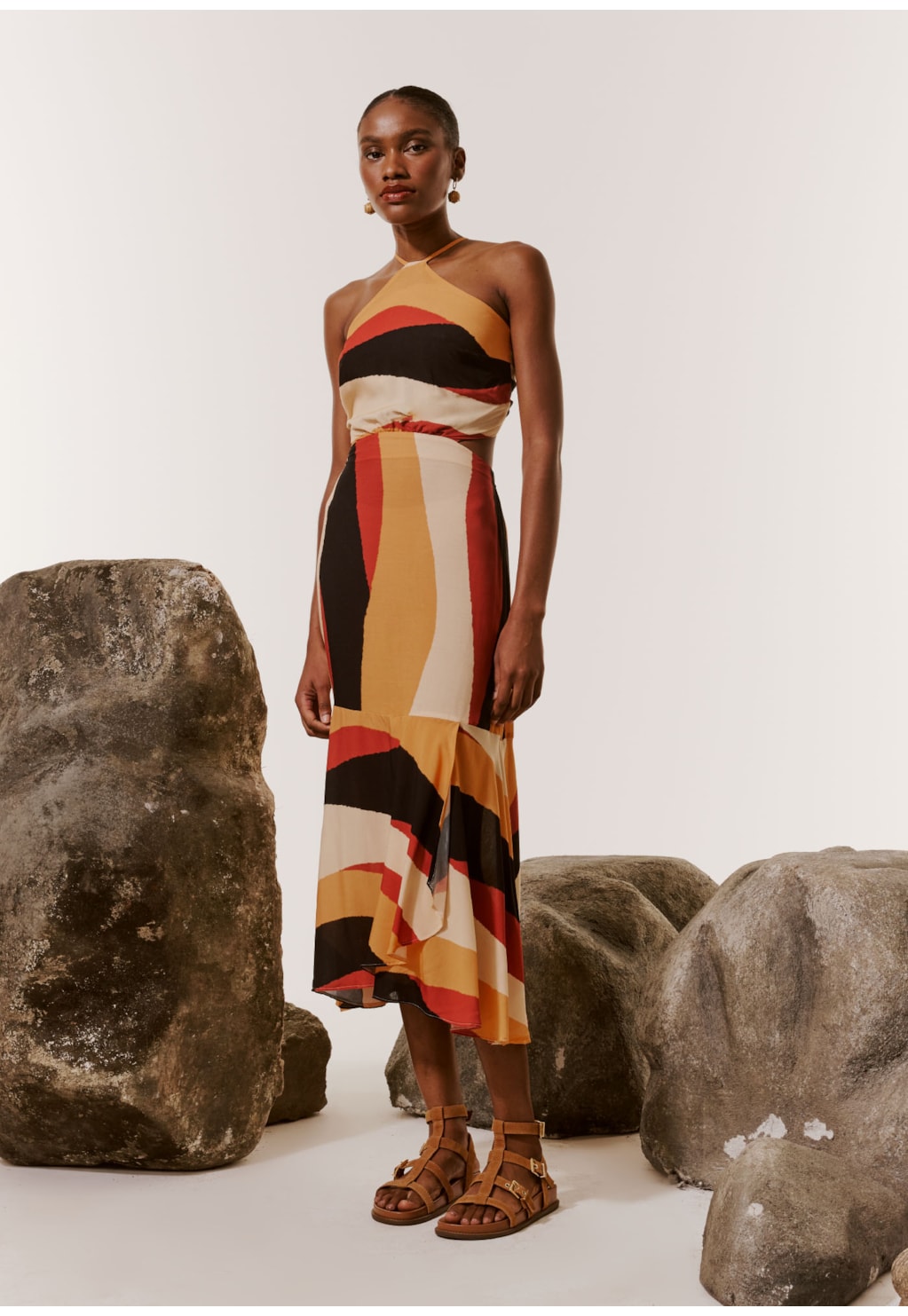 Vestido Midi Decote Alto Estampado Relevo