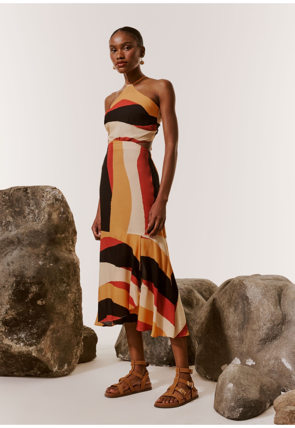 Vestido Midi Decote Alto Estampado Relevo