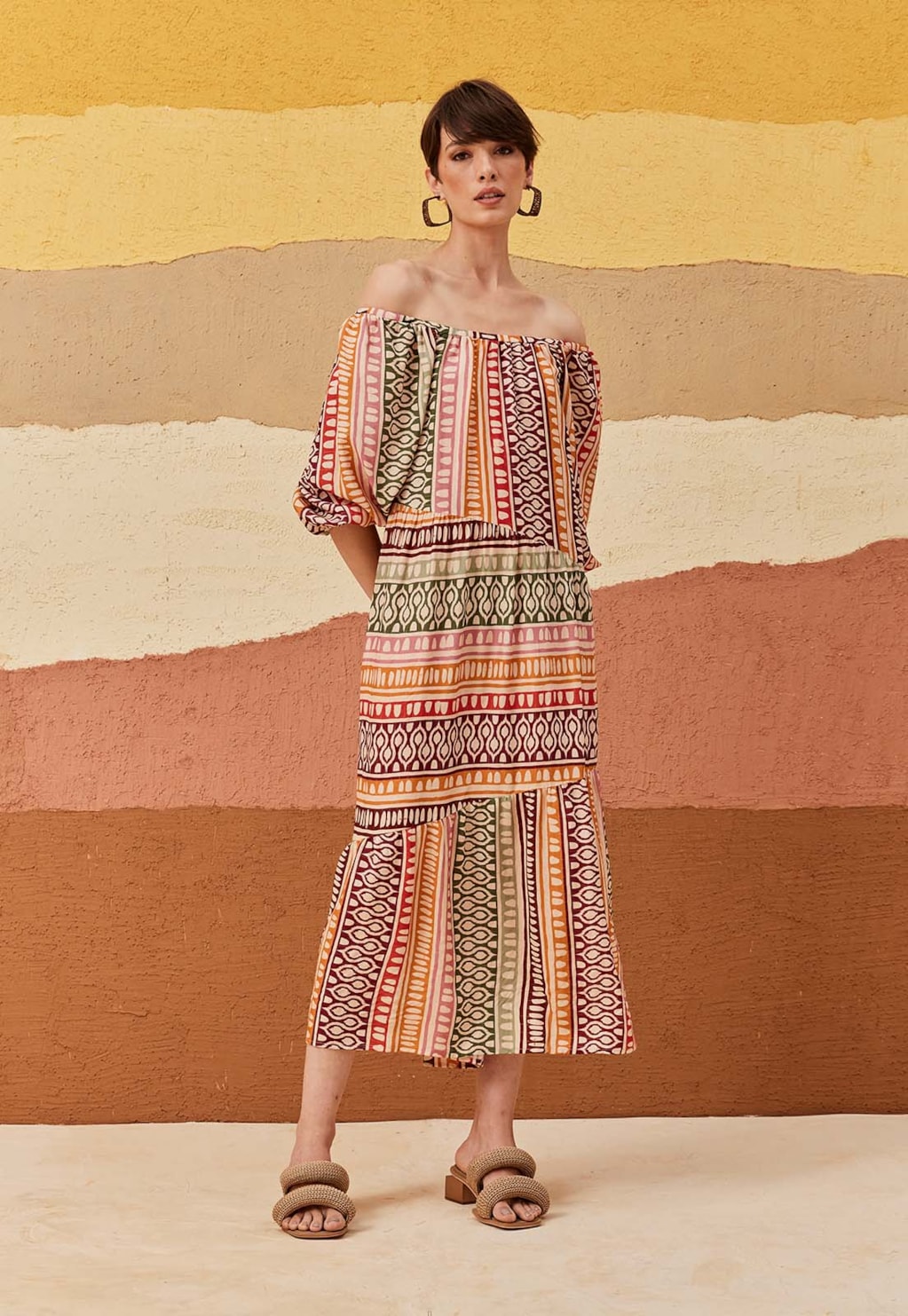 Vestido Midi Decote Elástico Estampado Huaso