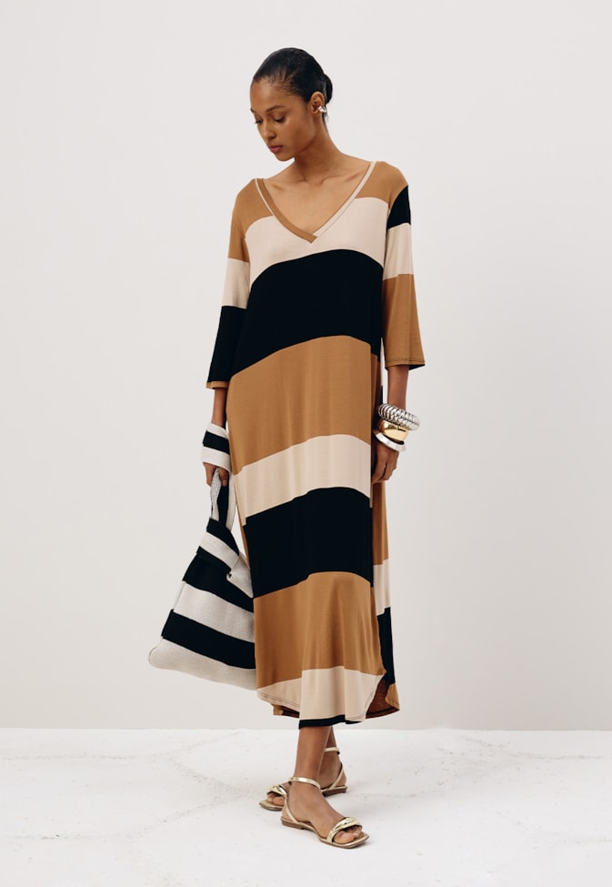 Vestido Midi Decote V