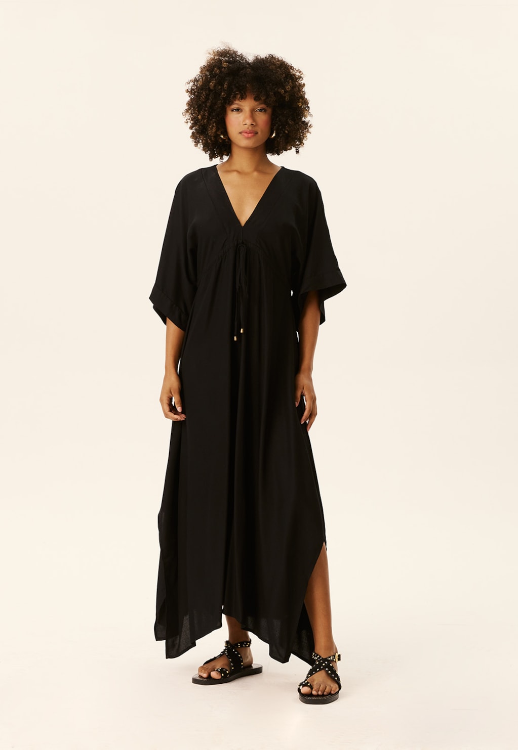 Vestido Midi Decote V com Túnel