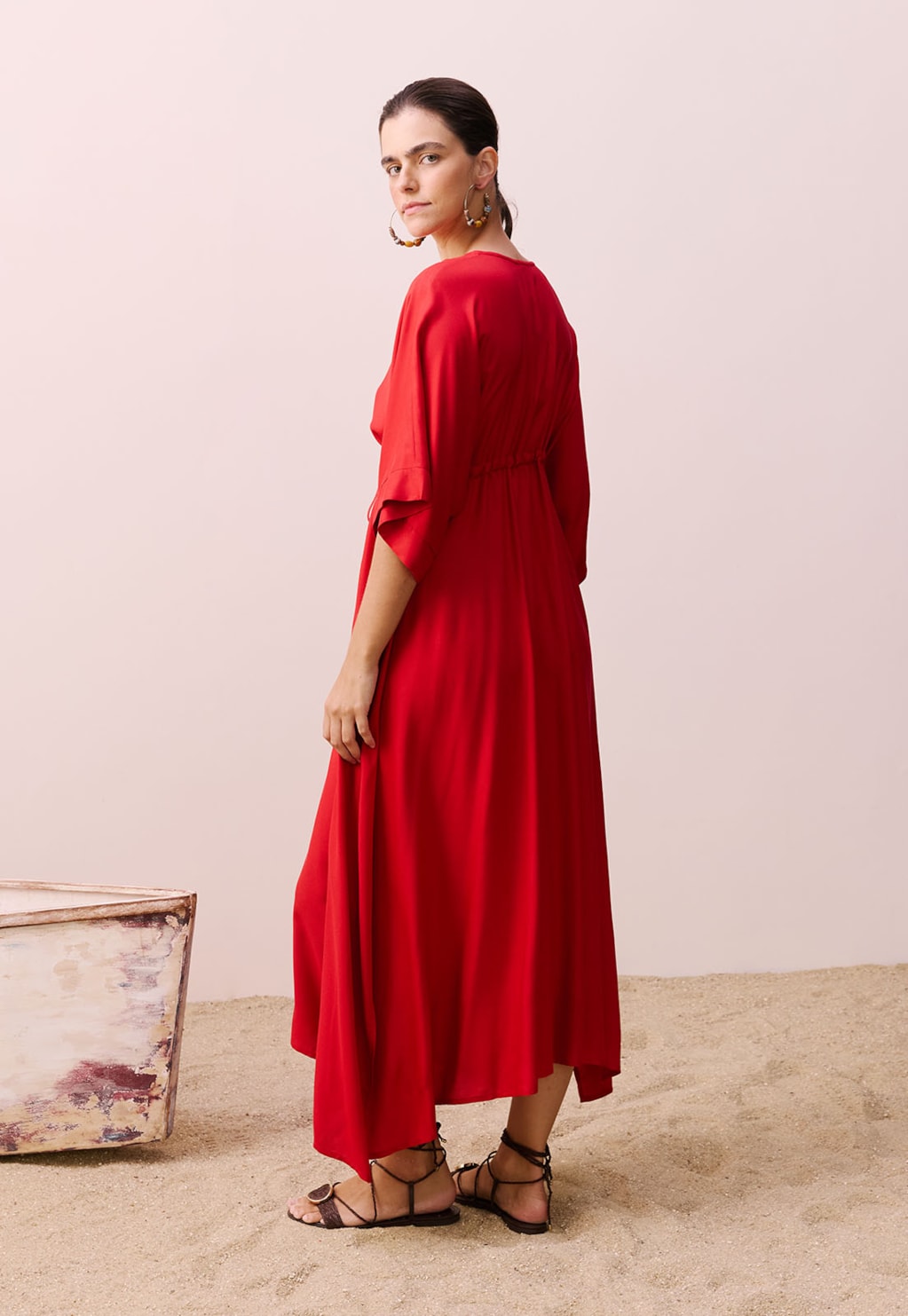 Vestido Midi Decote V com Túnel