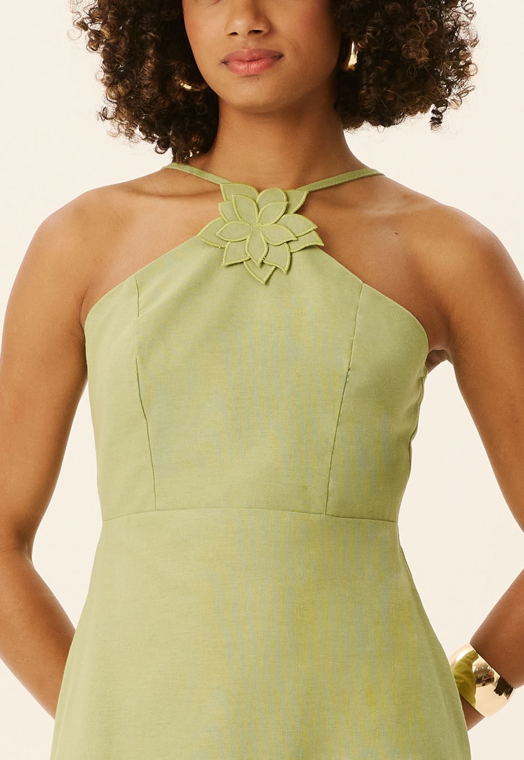 Vestido Midi Detalhe Flor