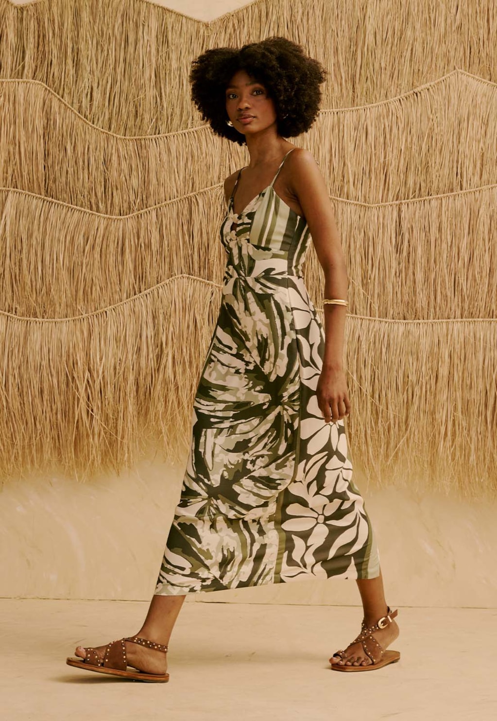 Vestido Midi Detalhe Ponteira no Decote Estampado Wayra