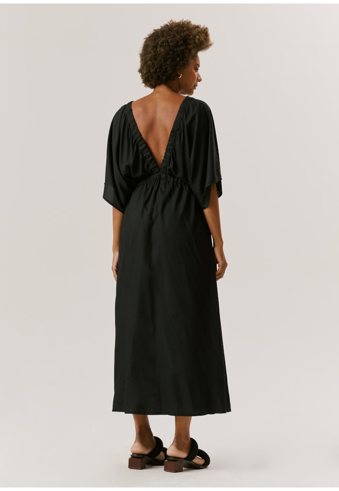 Vestido Midi Elástico Decote