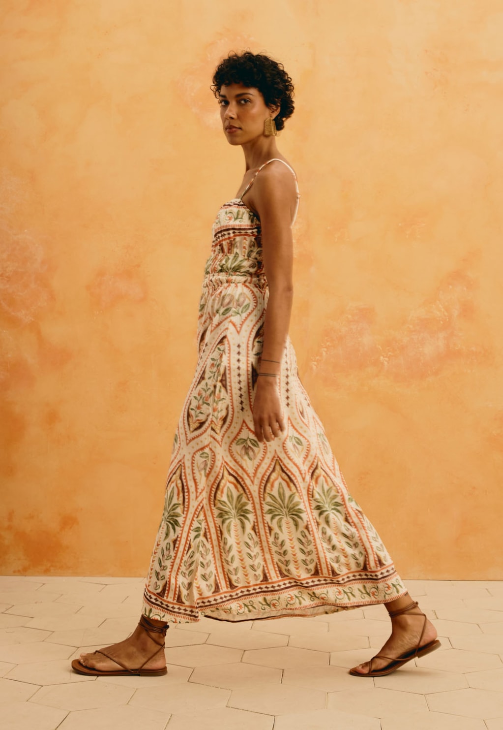 Vestido Midi Estampado Arcos Calamar