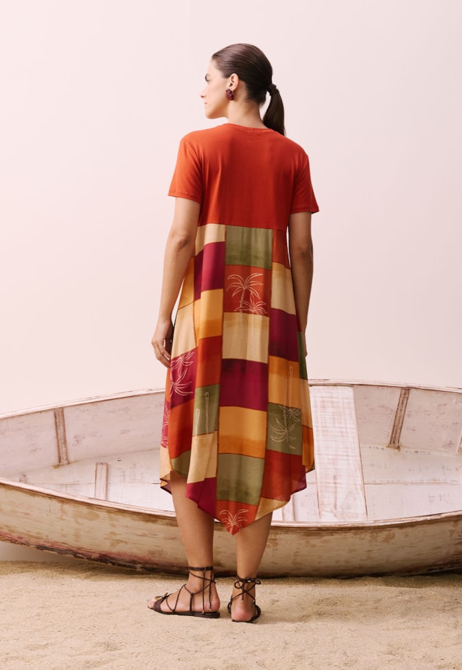 Vestido Midi Estampado Encontro das Águas